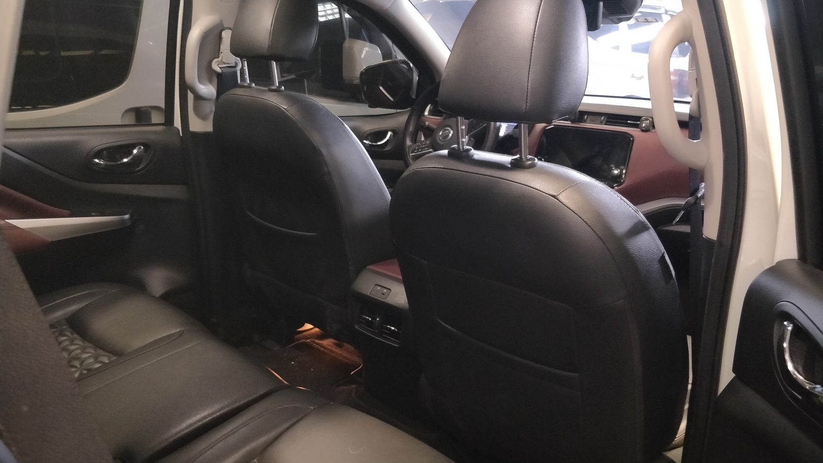 2018 Mitsubishi Montero Sport, AT, Diesel, 133T photo 5