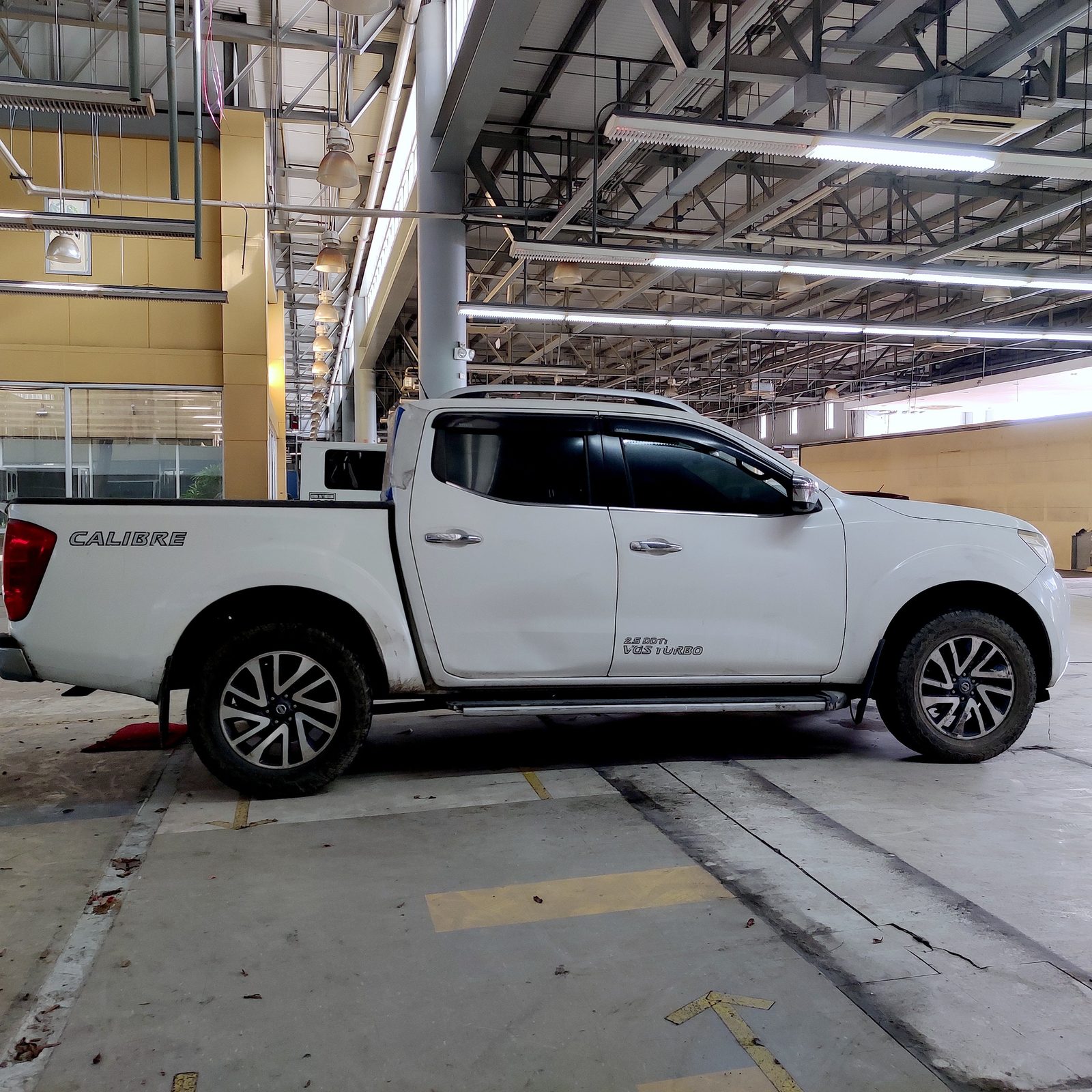 2018 Nissan Navara EL Calibre 4x2 2.5, A/T, DSL 172Tkms photo 6