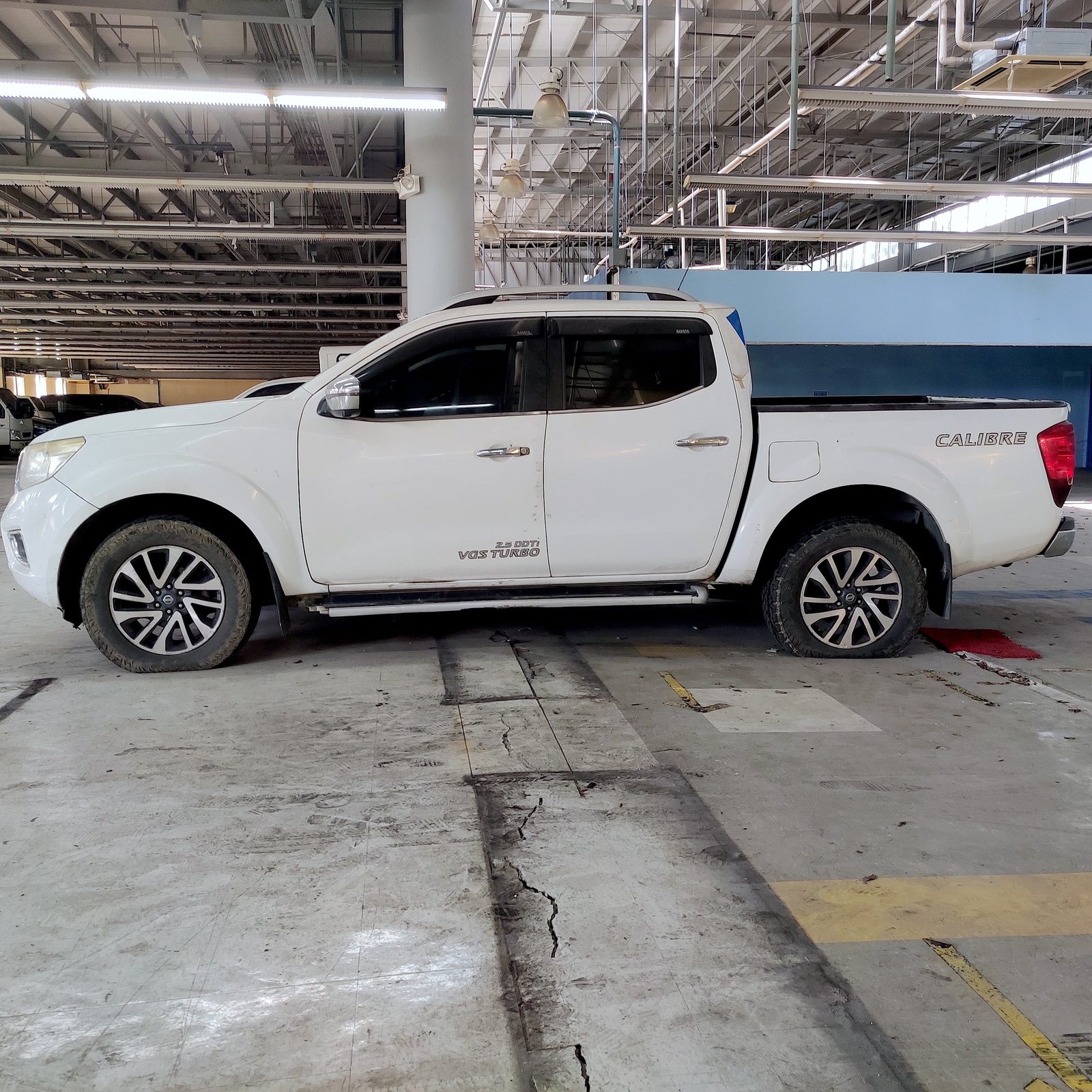 2018 Nissan Navara EL Calibre 4x2 2.5, A/T, DSL 172Tkms photo 9