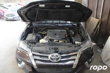 2018 Toyota Fortuner V, AT, Diesel, 55T photo 3