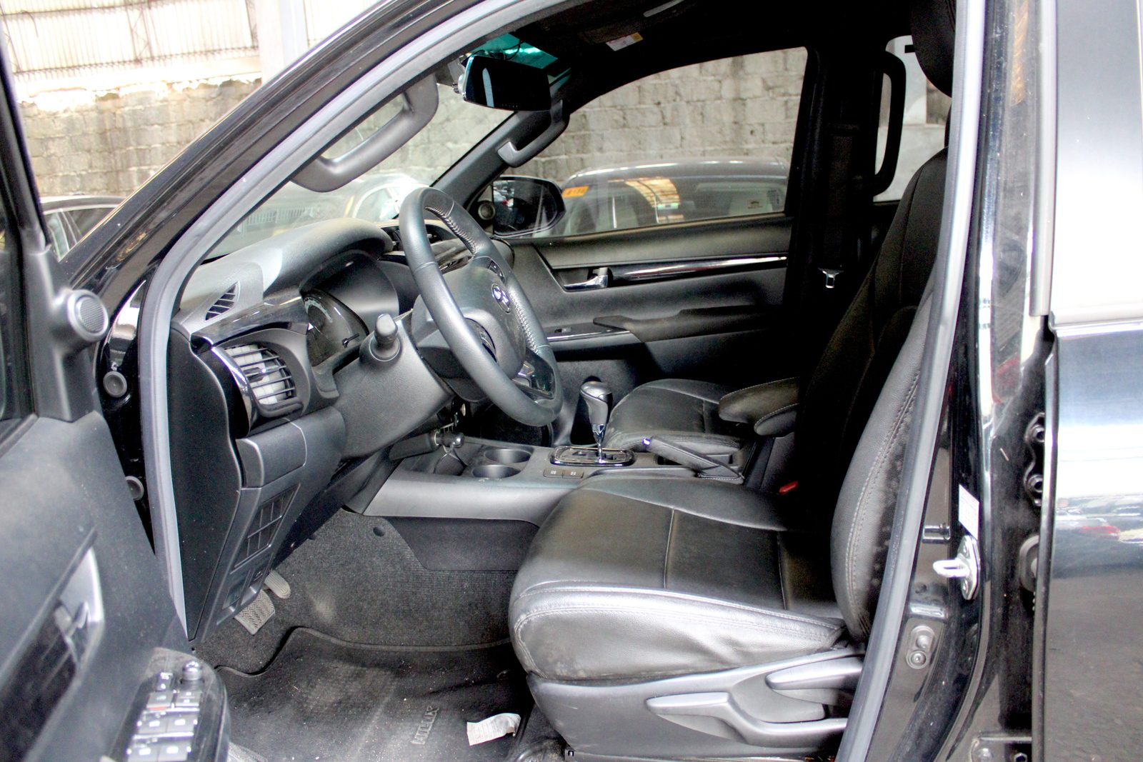 2018 Toyota Hilux Conquest 4x2 2.4, A/T, DSL 28T photo 8
