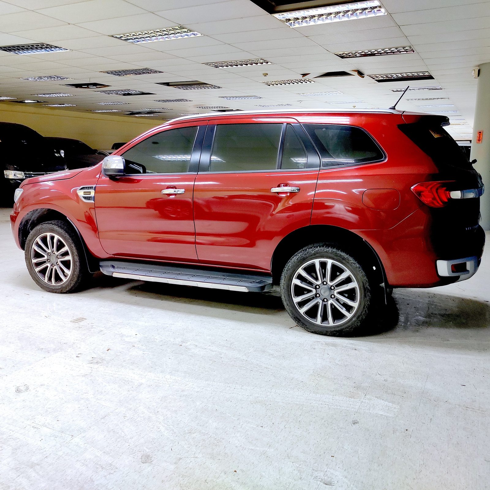 2019 Ford Everest Titanium 4x2 2.0, A/T, DSL 174T photo 3