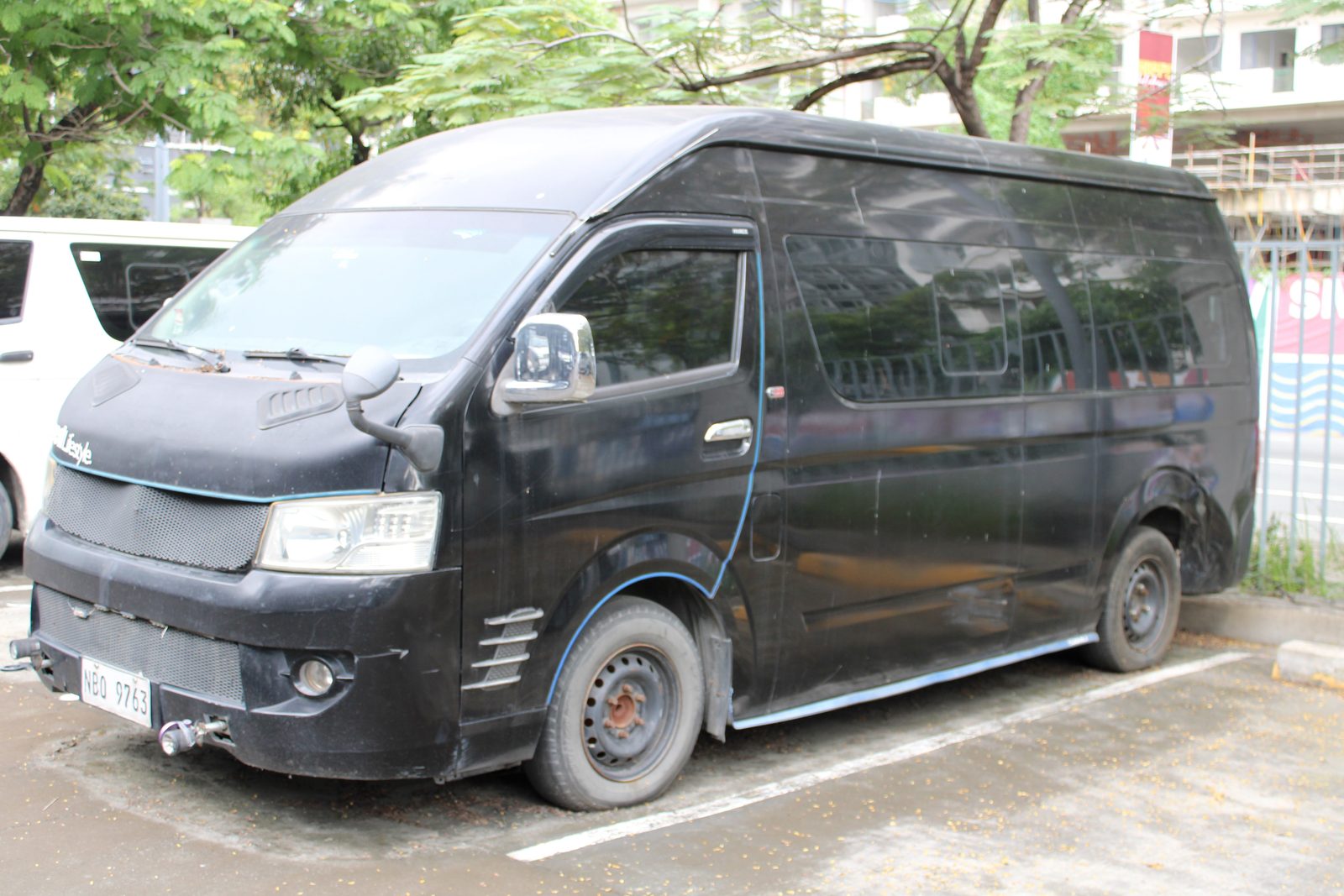 2019 Foton Traveller 16 Str 2.8L, MT, DSL 294T photo 3