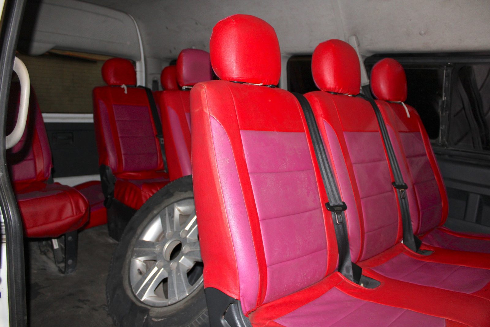 2019 FOTON - VAN TRAVELLER, M/T DSL, 111T photo 9