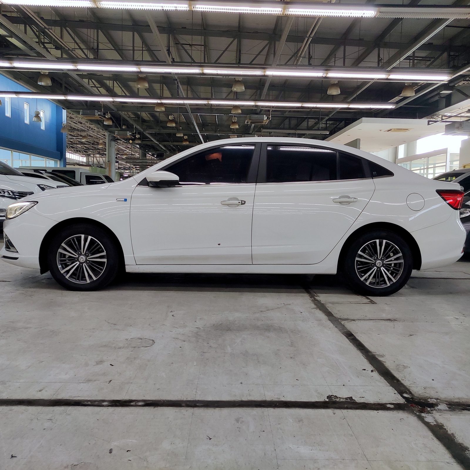 2019 MG RX5 Style 1.5, A/T, GAS photo 8