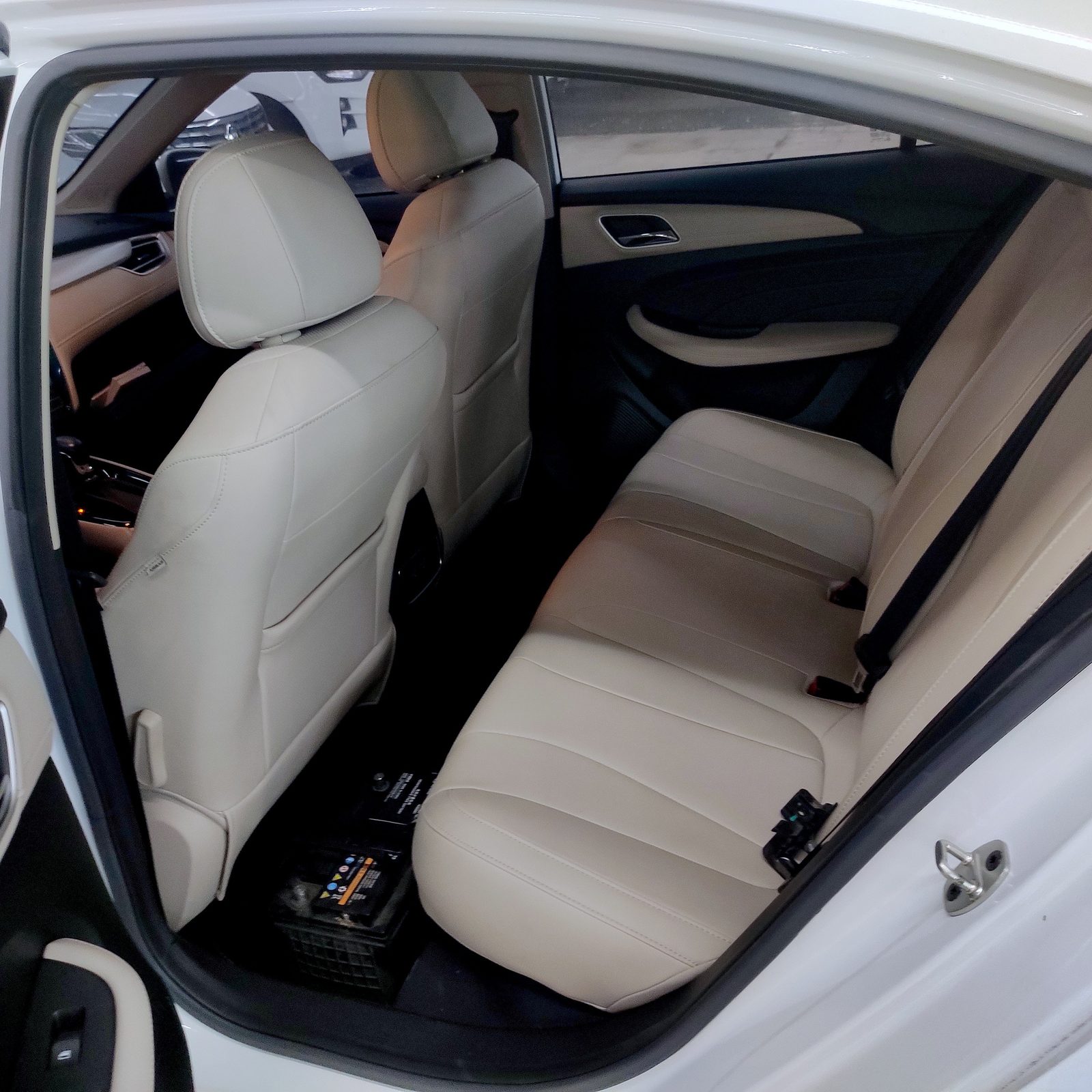 2019 MG RX5 Style 1.5, A/T, GAS photo 9