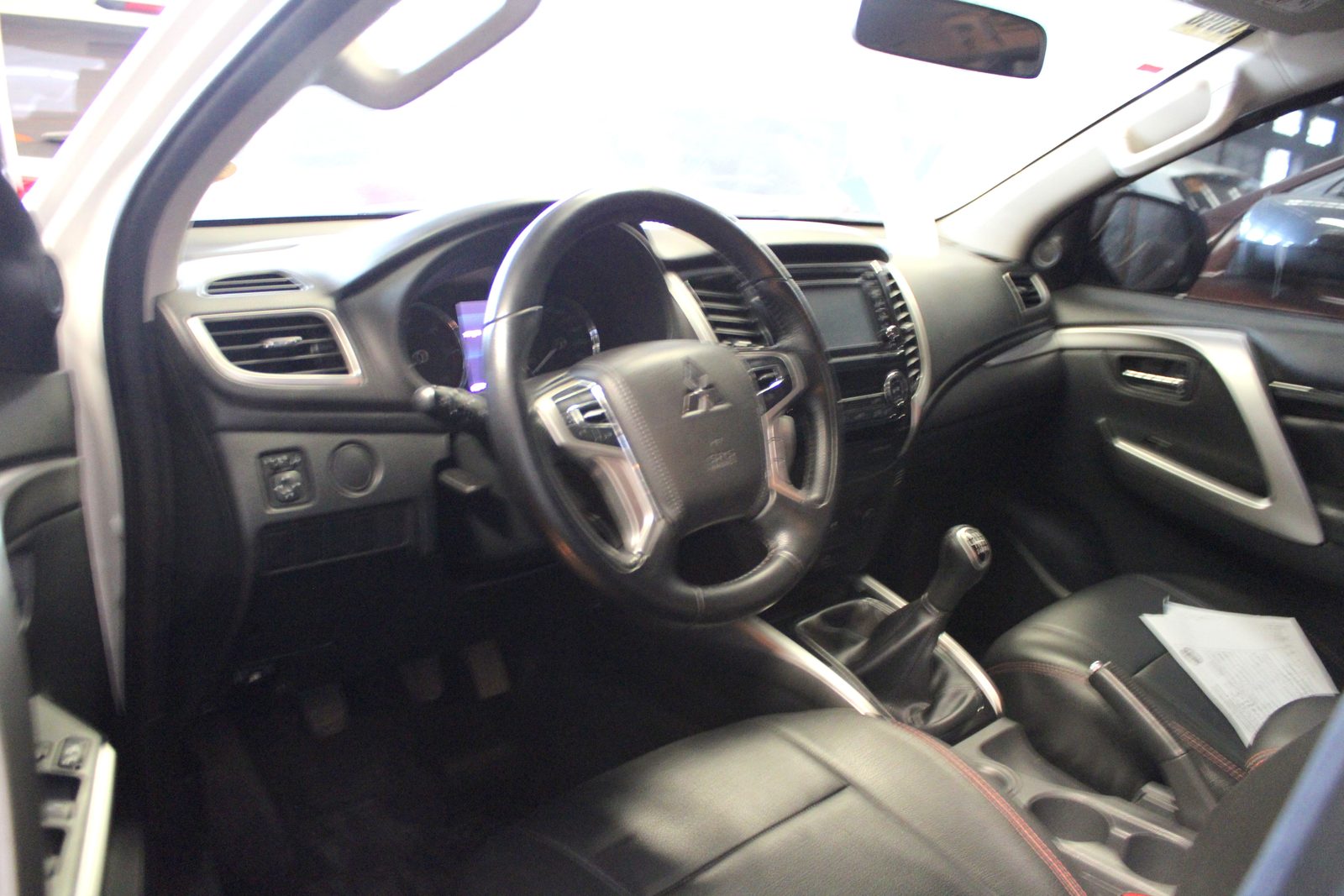 2019 MITSUBISHI - MONTERO SPORT, M/T DIESEL, 66T photo 12
