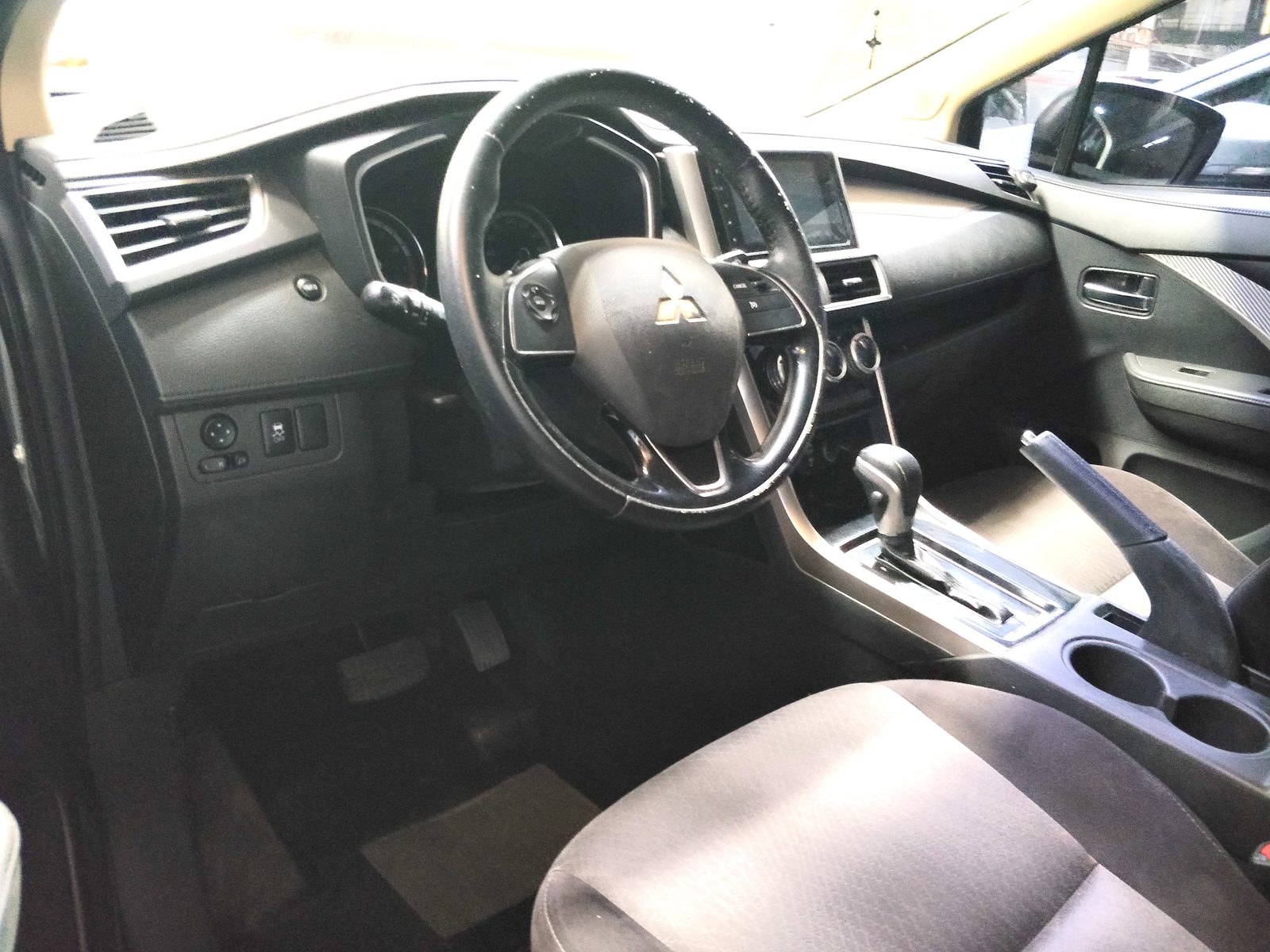 2019 Mitsubishi Xpander GLS Sport, AT, GAS	52T photo 7