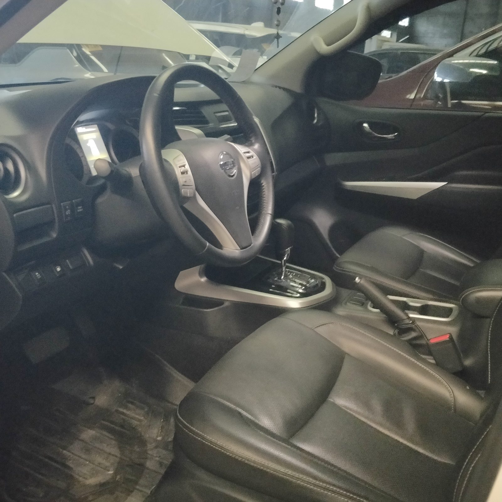 2019 Nissan Navara 4X4, A/T, Diesel, 91T photo 10