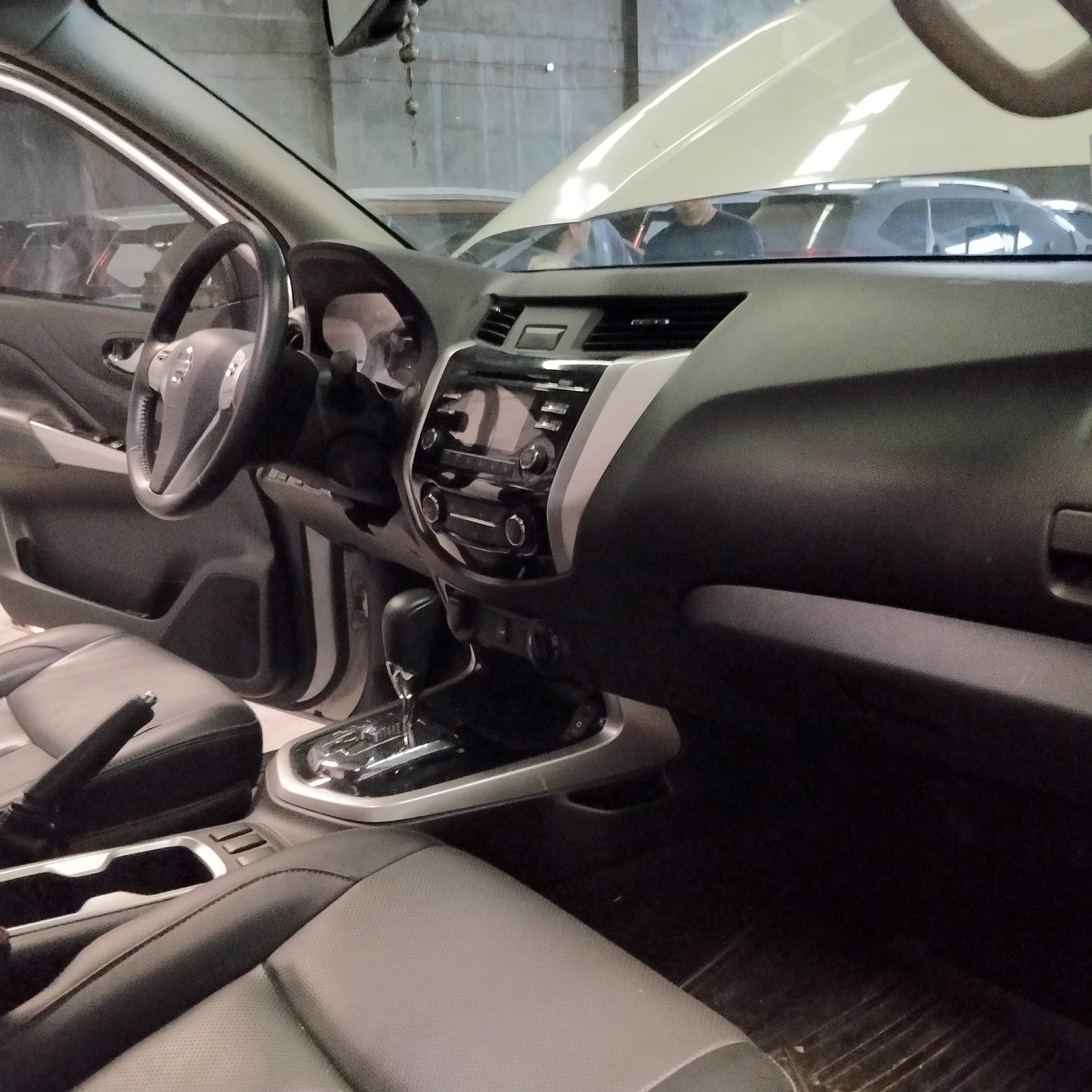 2019 Nissan Navara 4X4, A/T, Diesel, 91T photo 15