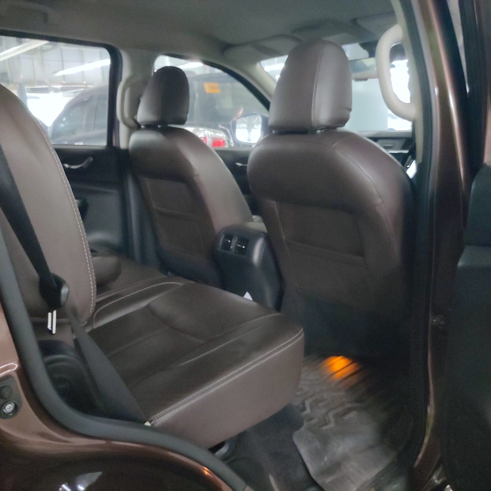 2019 Nissan Terra VL 4x2 2.5, A/T, DSL 51T photo 9