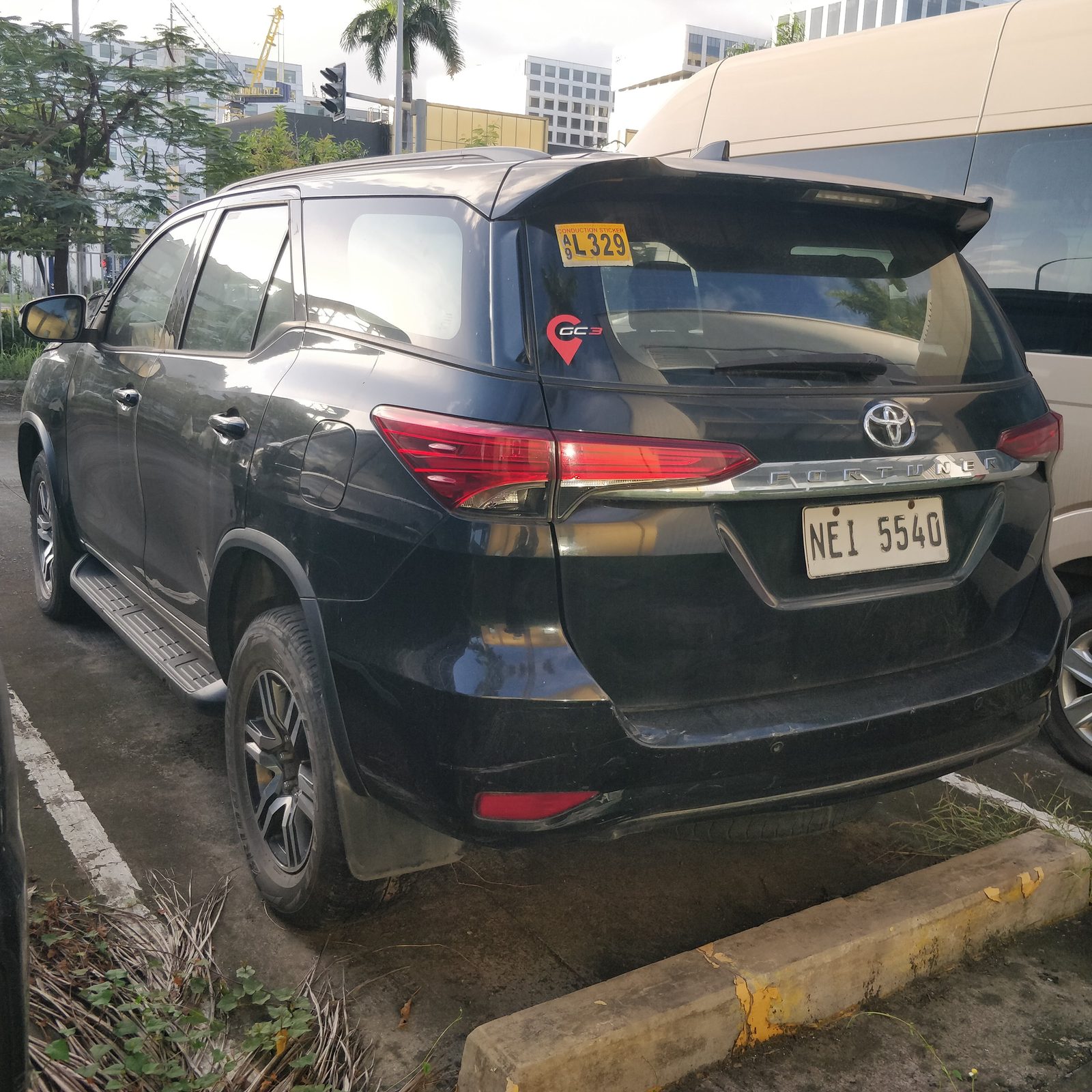 2019 Toyota Fortuner G 4x2 2.4L, AT, DSL 298T photo 6