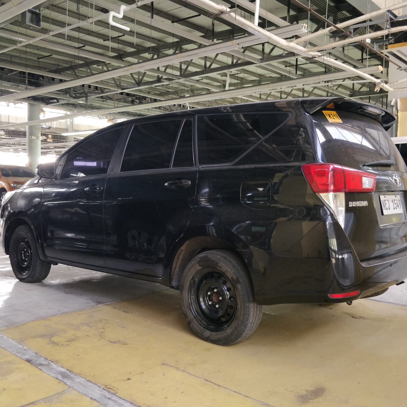 2019 Toyota Innova 2.8 E AT DSL 30T photo 5