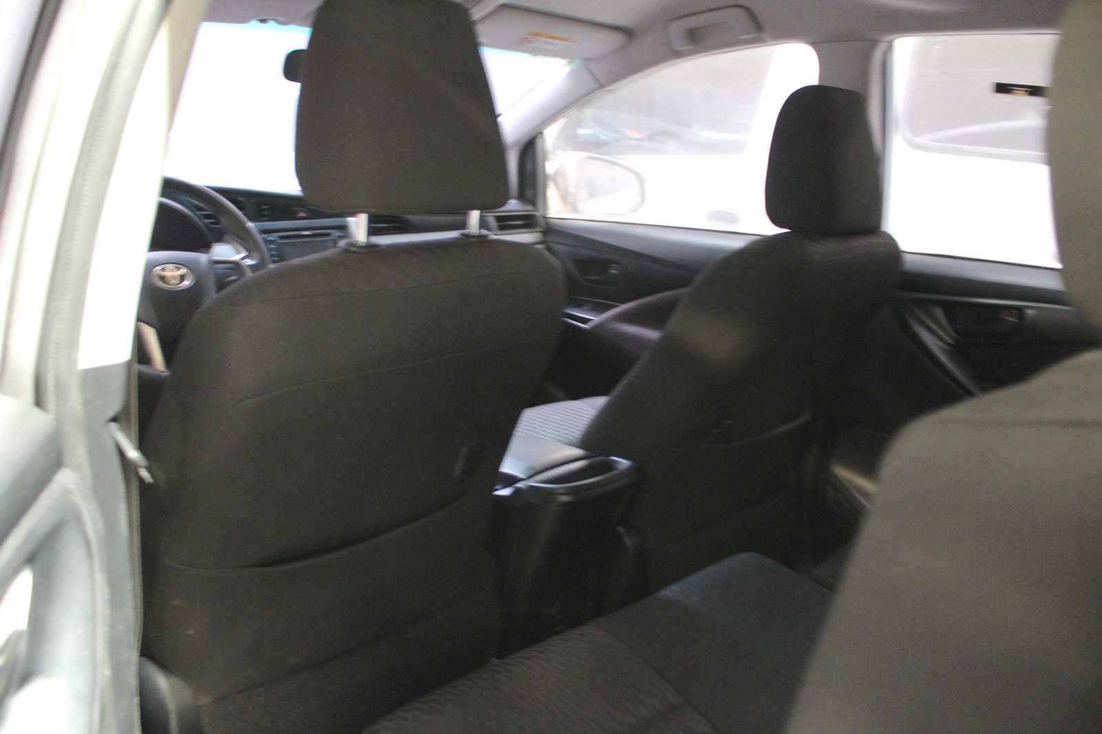 2019 TOYOTA - INNOVA, A/T DSL, 96T photo 9