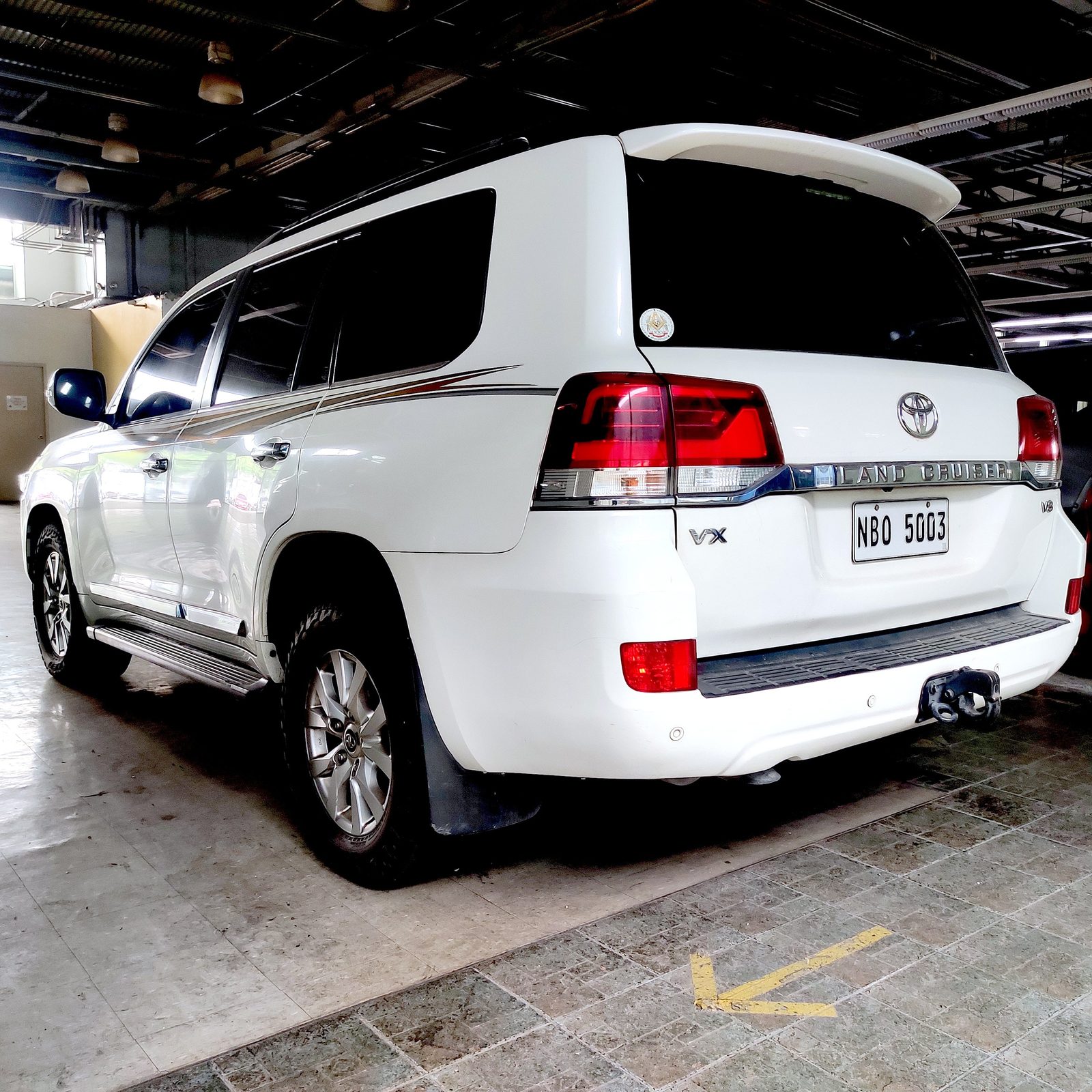2019 Toyota Land Cruiser 200 V8 vx 4.5 AT dsl photo 3