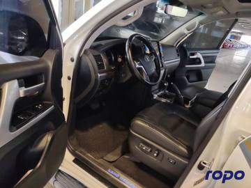 2019 Toyota Land Cruiser 200 V8 vx 4.5 AT dsl photo 11