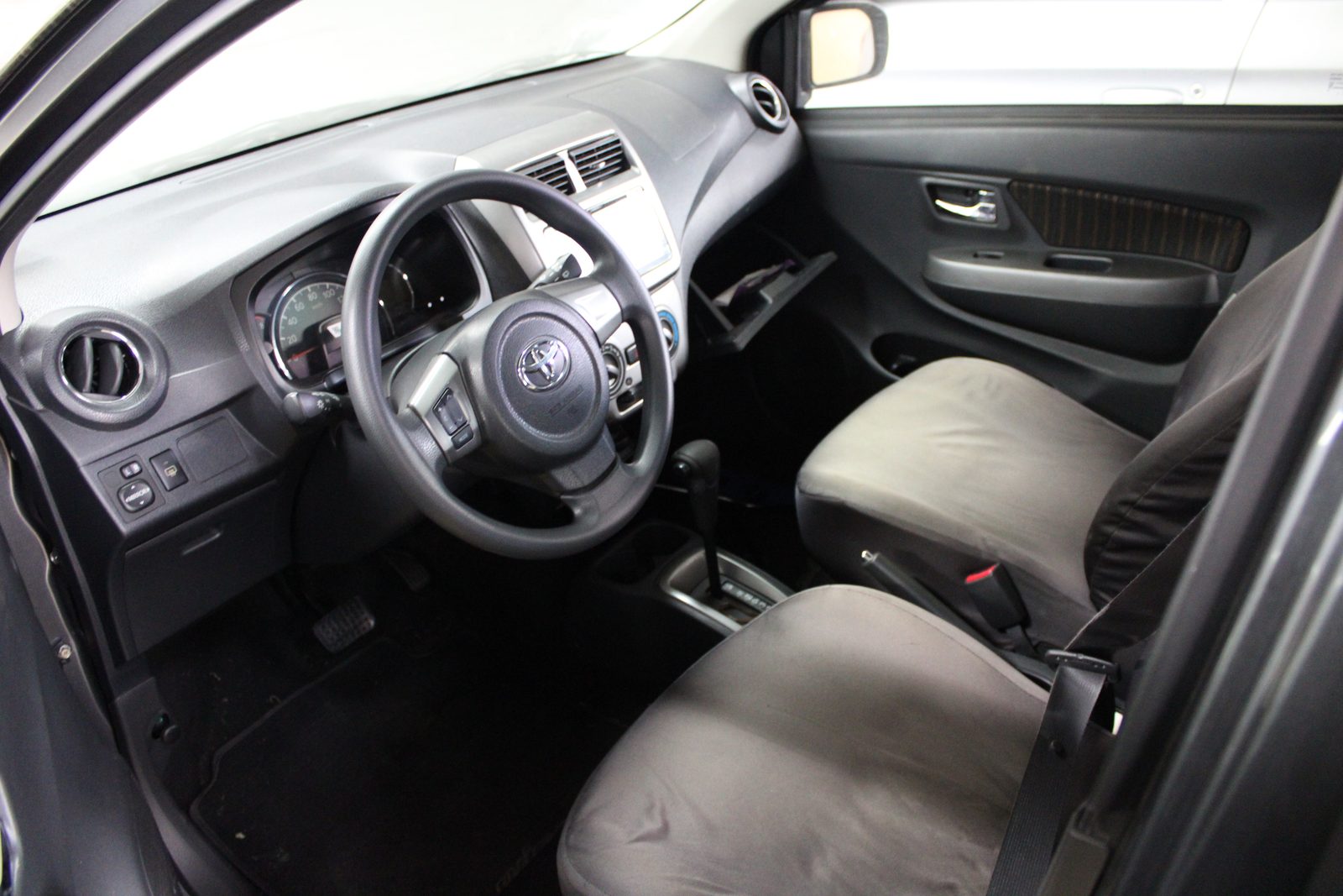 2019 Toyota Wigo 1.0 G, AT, GAS 43T photo 9