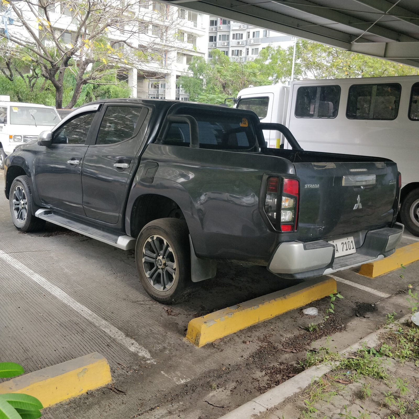 2020 Mitsubishi Strada GLS 4x4 2.4D, MT, DSL 127T photo 6