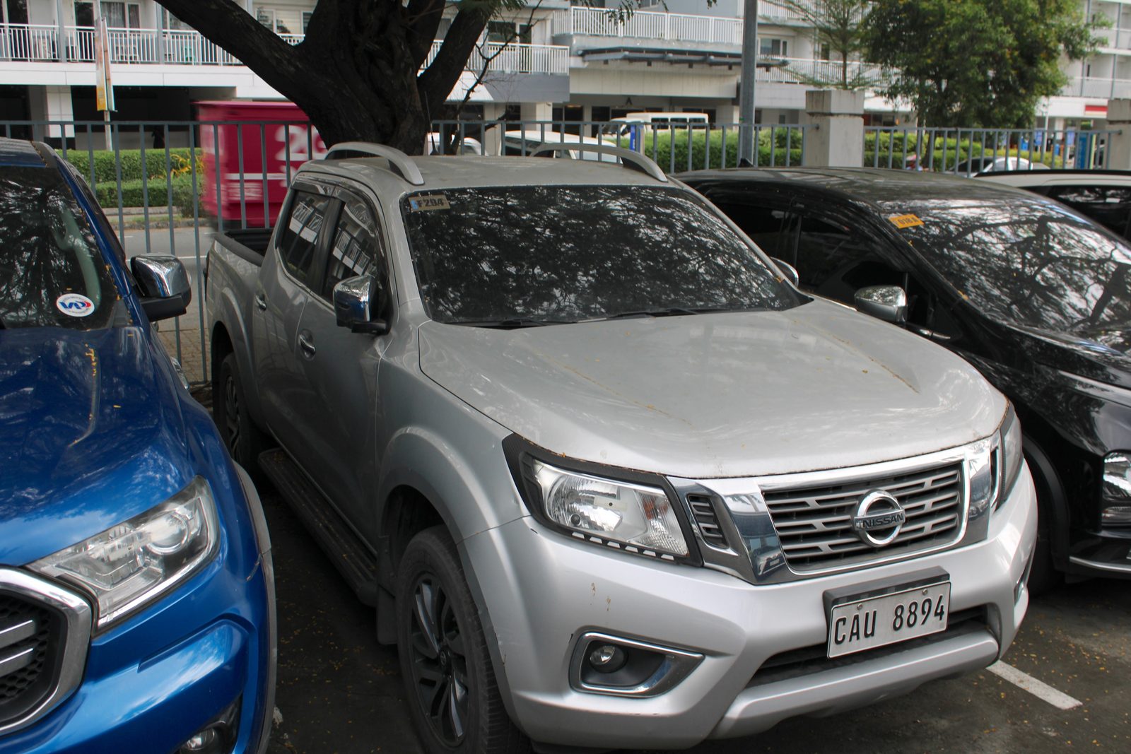 2020 Nissan Navara EL Calibre 4x2 2.5, AT, DSL 27T photo 2