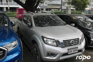 2020 Nissan Navara EL Calibre 4x2 2.5, AT, DSL 27T photo 2