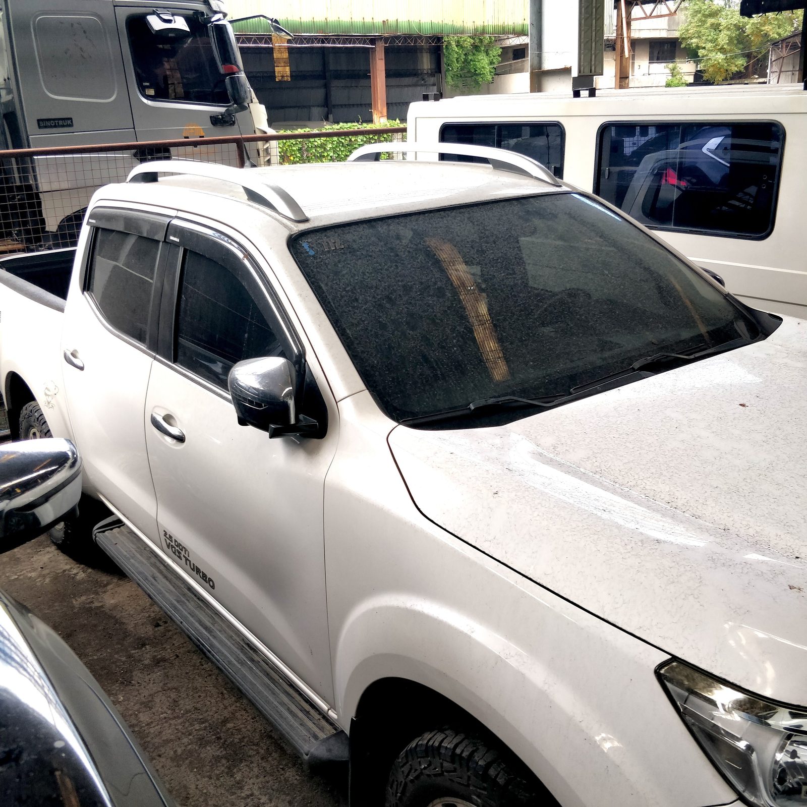 2020 Nissan Navara EL Calibre 4x2, M/T, DSL 125T photo 2