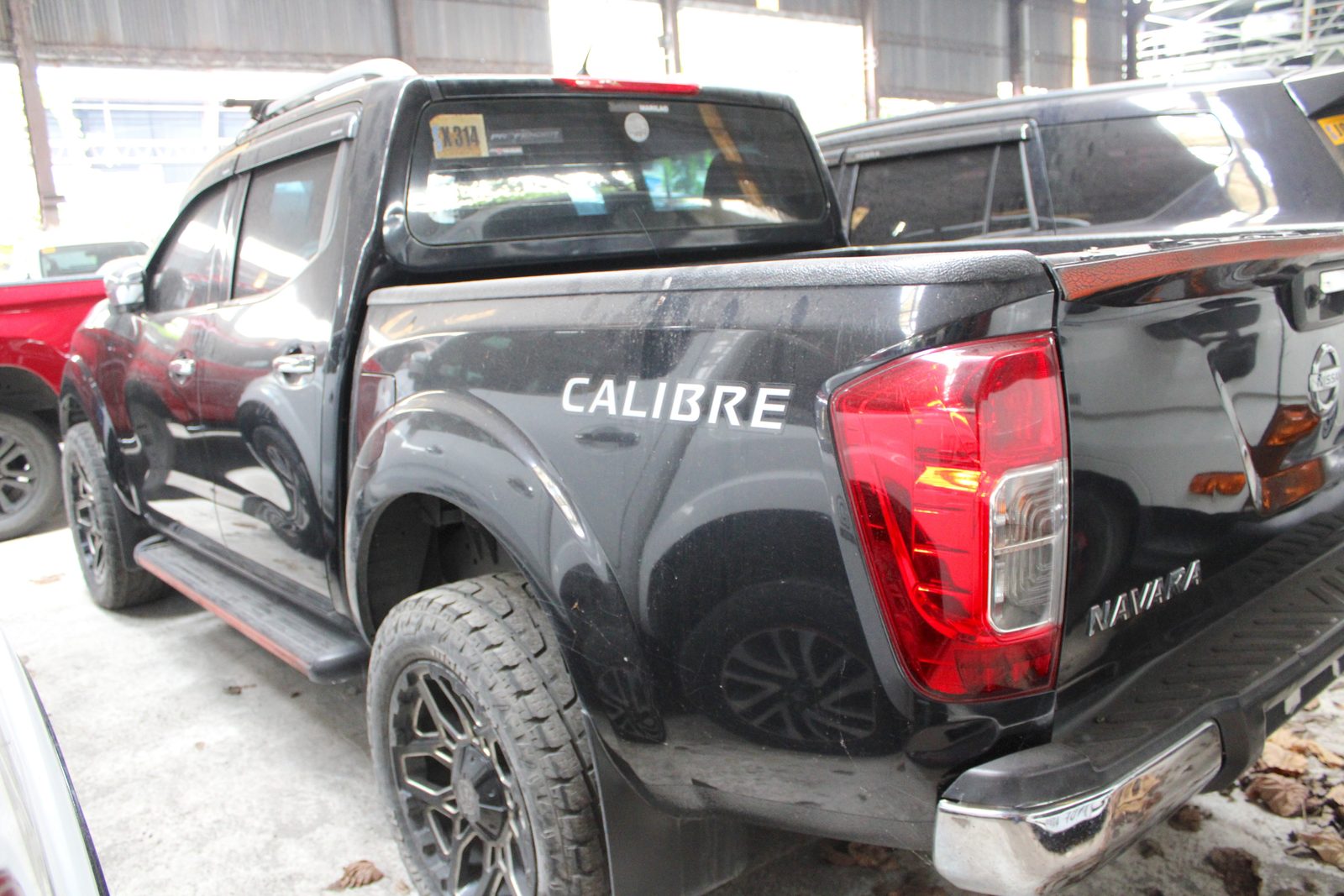 2020 Nissan Navara NP300 EL Calibre 4x2 2.5L, A/T, DSL - Upgraded 201T photo 6