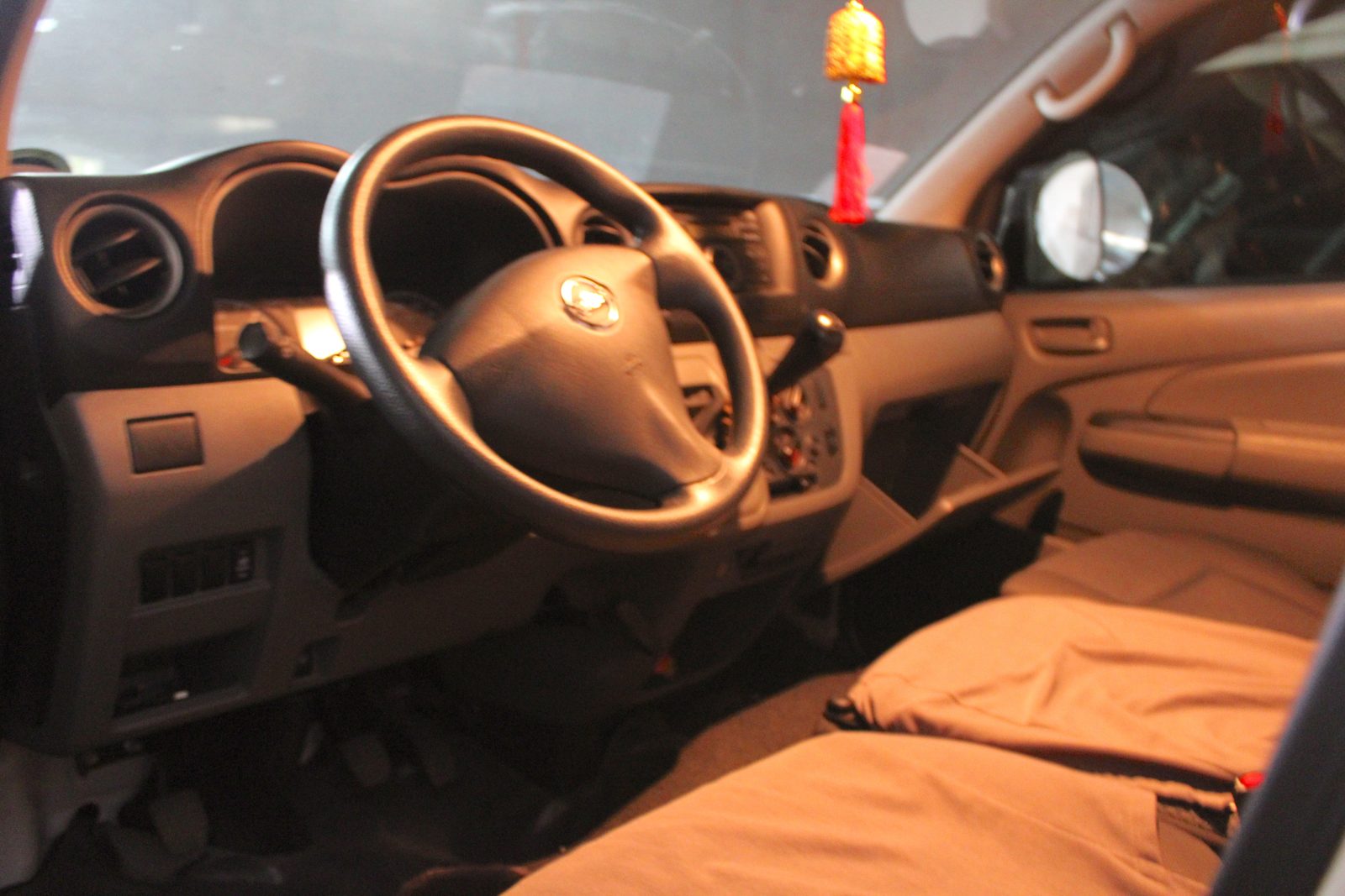 2020 NISSAN - NV350, M/T DIESEL, 53.5T photo 3