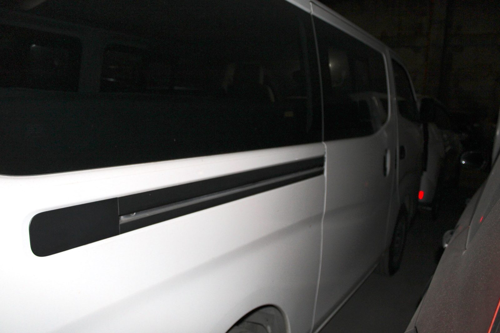 2020 NISSAN - NV350, M/T DIESEL, 88T photo 9