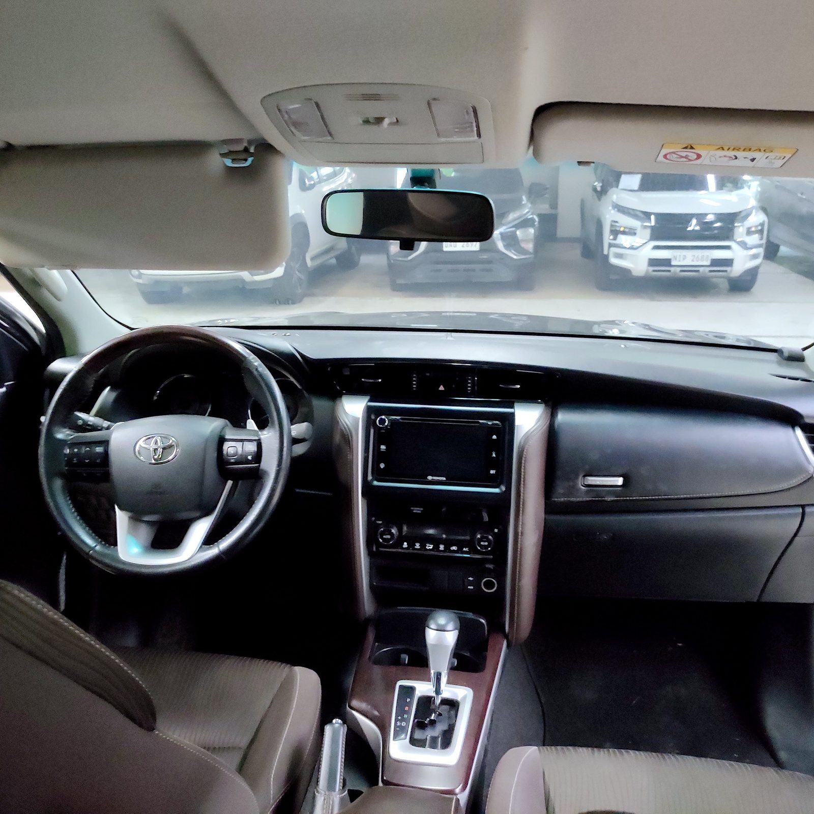 2020 Toyota Fortuner G 4x2 2.4L, A/T, DSL 111T photo 11