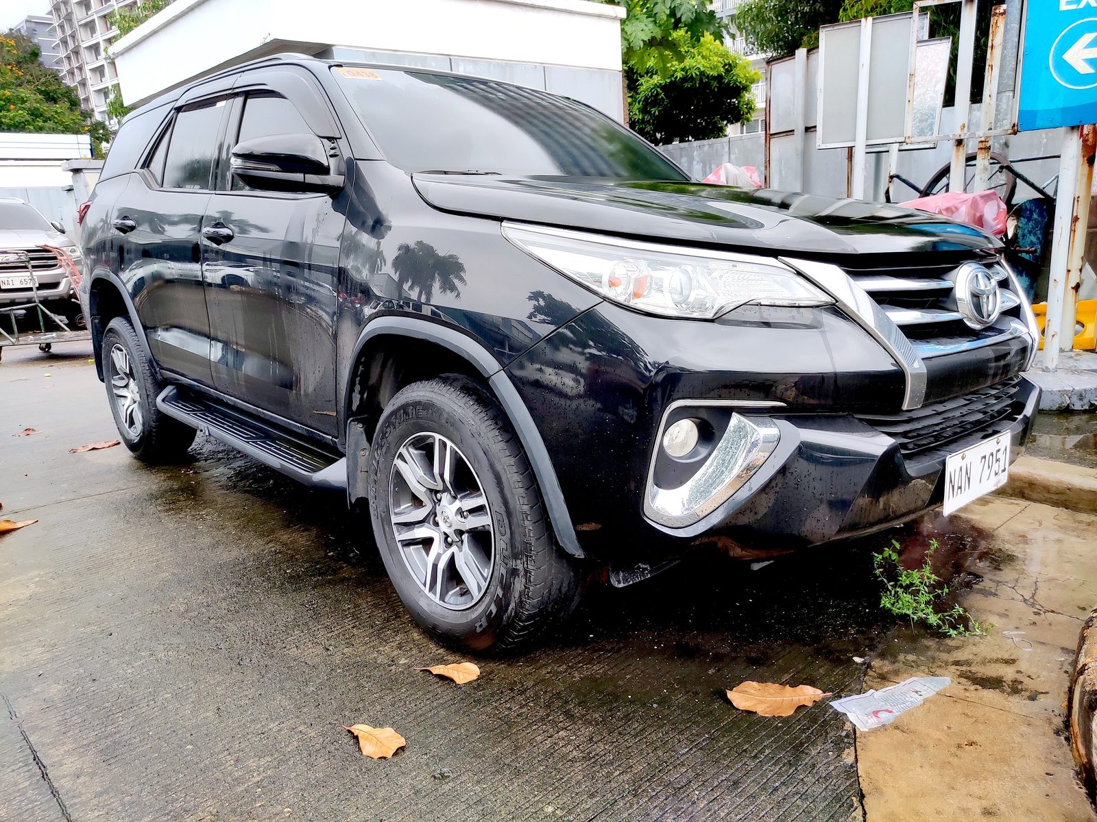 2020 Toyota Fortuner G 4x2 2.4L A/T DSL photo 2