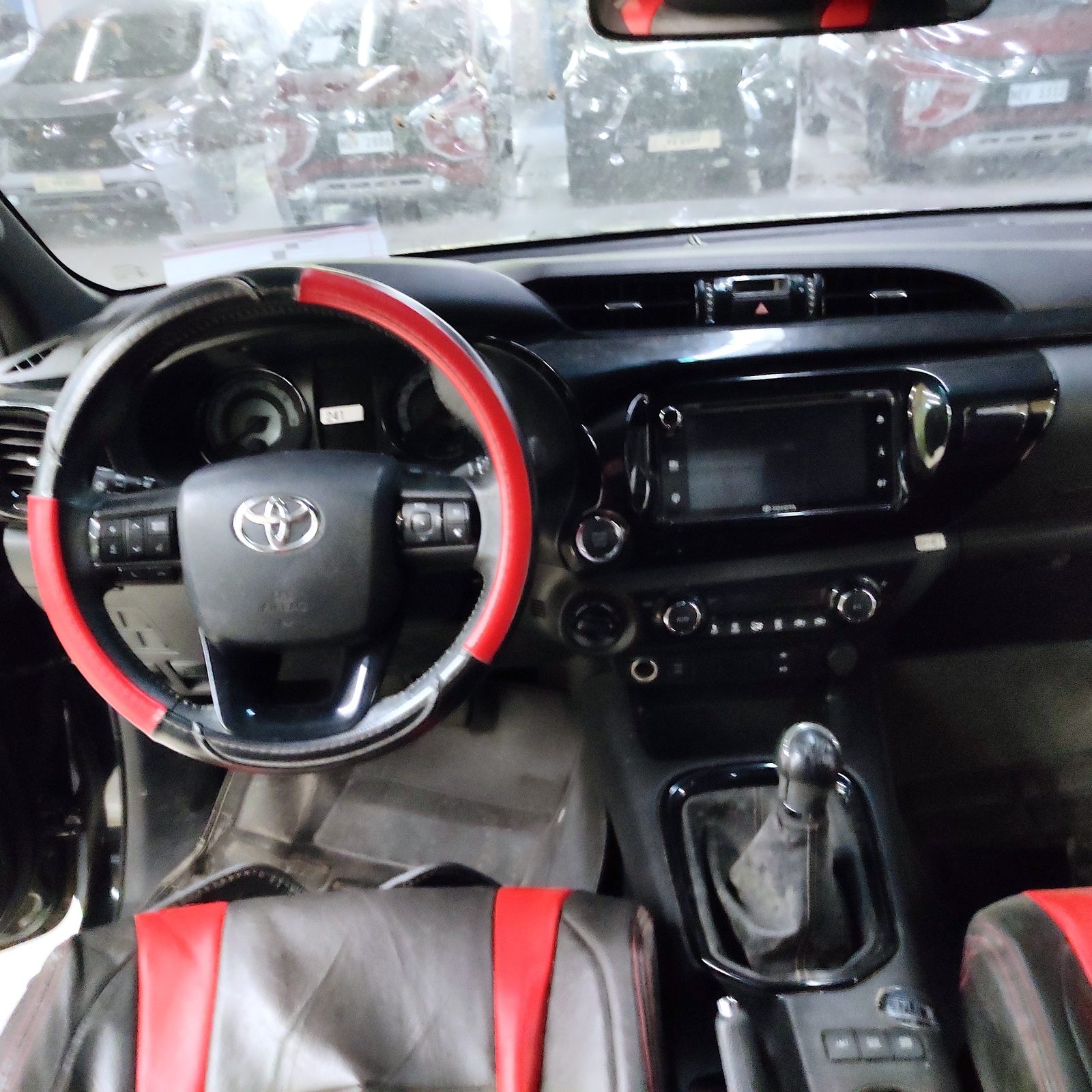 2020 Toyota Hilux Conquest 4x4 2.8L, M/T, DSL 50T photo 9