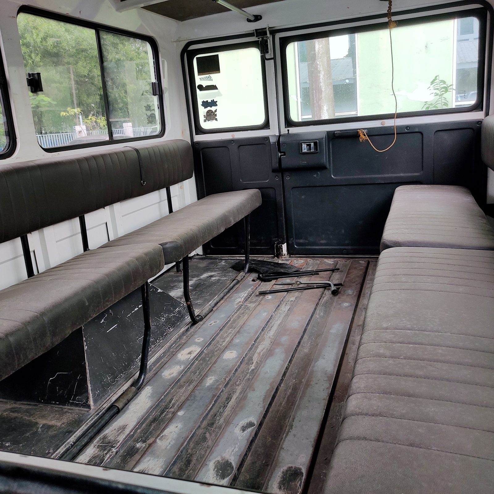 2020 Toyota Hilux FX with rear AC 4x2 2.4 M/T, DSL 94T photo 5
