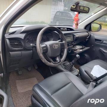 2020 Toyota Hilux FX with rear AC 4x2 2.4 M/T, DSL 94T photo 8