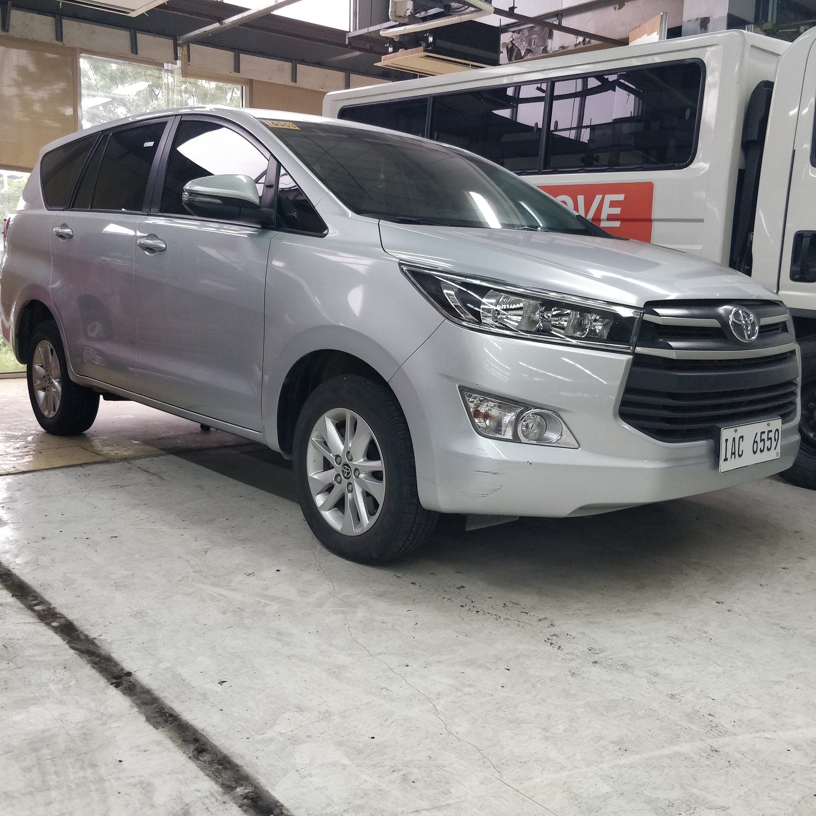2020 Toyota Innova 2.8 E, AT, DSL 28T photo 5