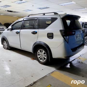 2020 Toyota Innova 2.8 E, M/T, DSL photo 7