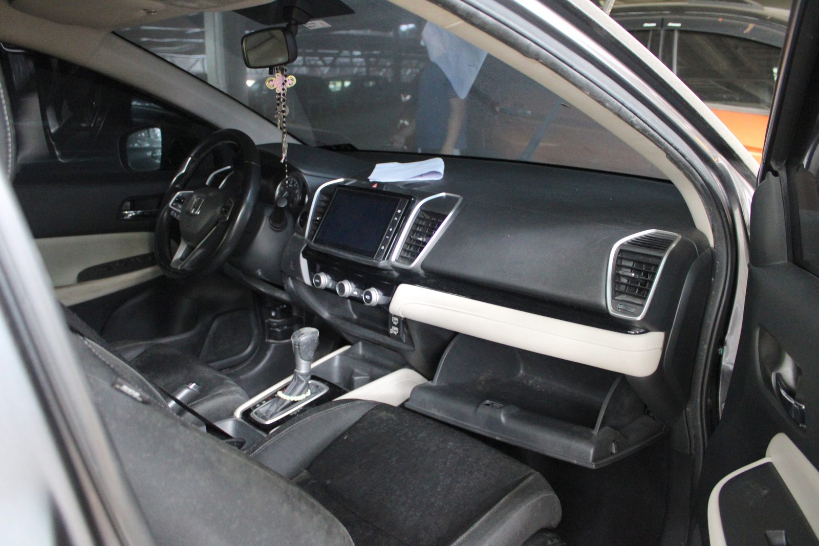 2021 Honda City 1.5 V, A/T, GAS	 42T photo 8