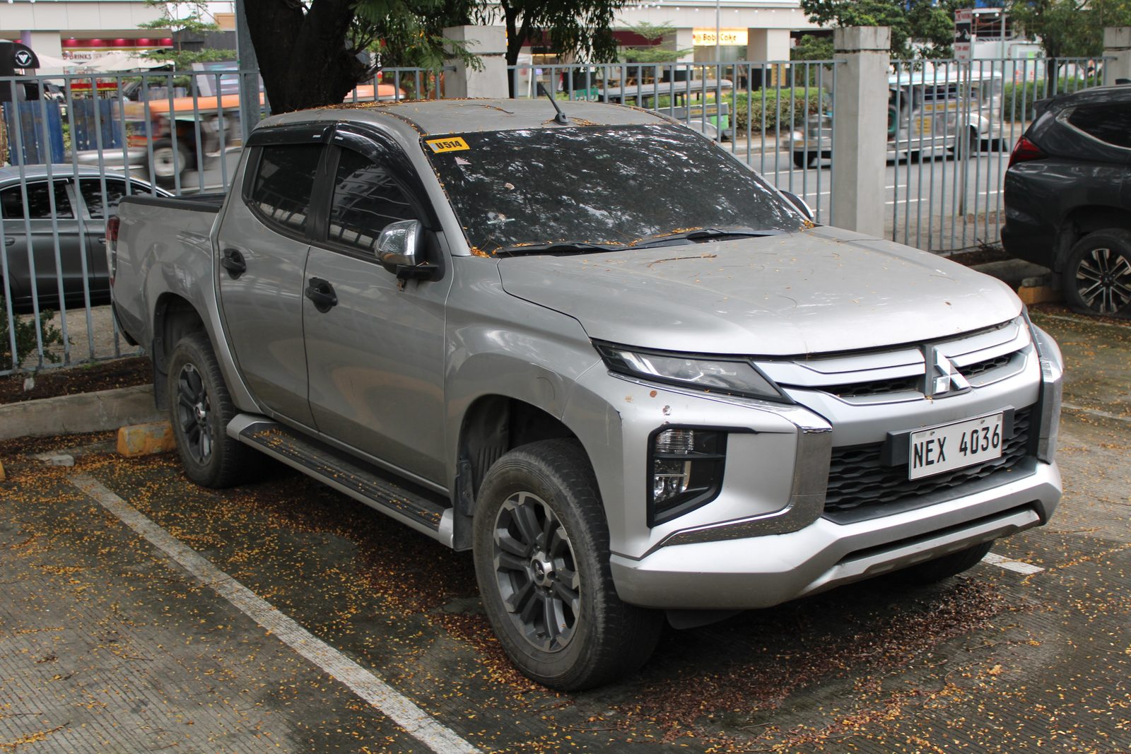 2021 Mitsubishi Strada GLS 2WD 2.4, AT, DSL 61T photo 2
