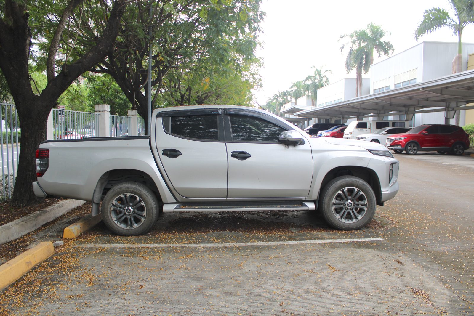 2021 Mitsubishi Strada GLS 2WD 2.4, AT, DSL 61T photo 7