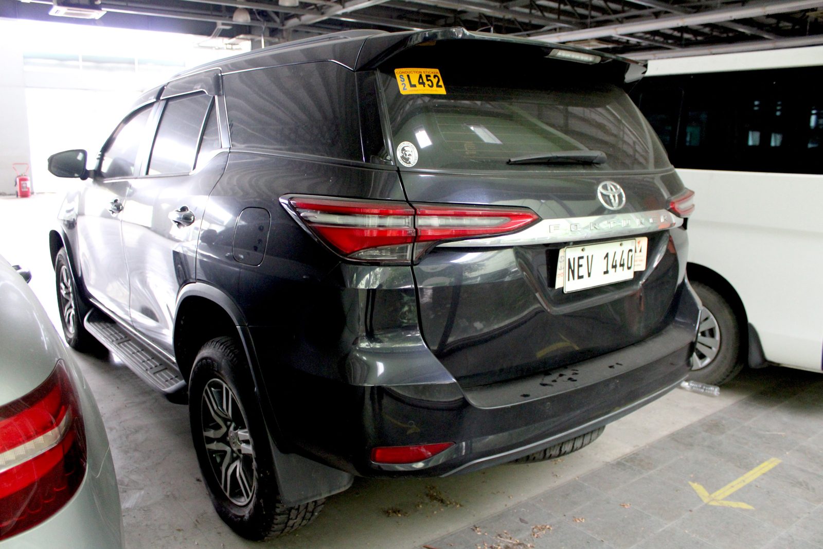 2021 Toyota Fortuner V 4x2 2.4L, AT, DSL 50T photo 5
