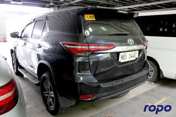 2021 Toyota Fortuner V 4x2 2.4L, AT, DSL 50T photo 5