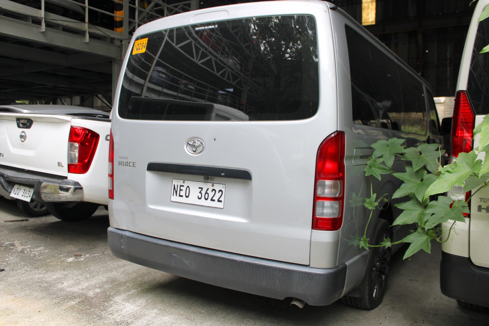 2021 Toyota Hiace Commuter 3.0L, M/T, DSL 55T photo 4