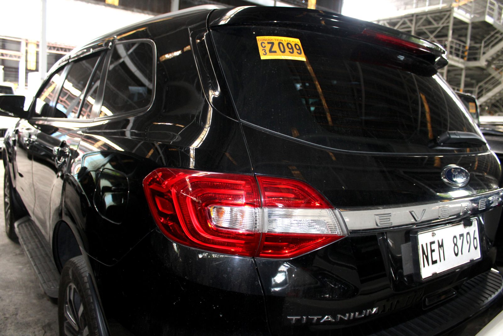 2022 Ford Everest 2.0 Turbo Titanium 4x2, A/T, DSL 26T photo 3