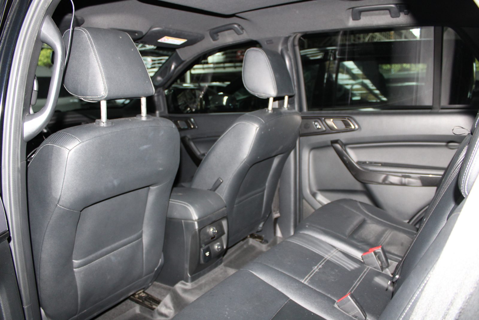 2022 Ford Everest 2.0 Turbo Titanium 4x2, A/T, DSL 26T photo 8