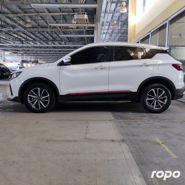 2022 Geely Coolray Comfort SE 1.5L, A/T, Gas 15Tkms photo 3