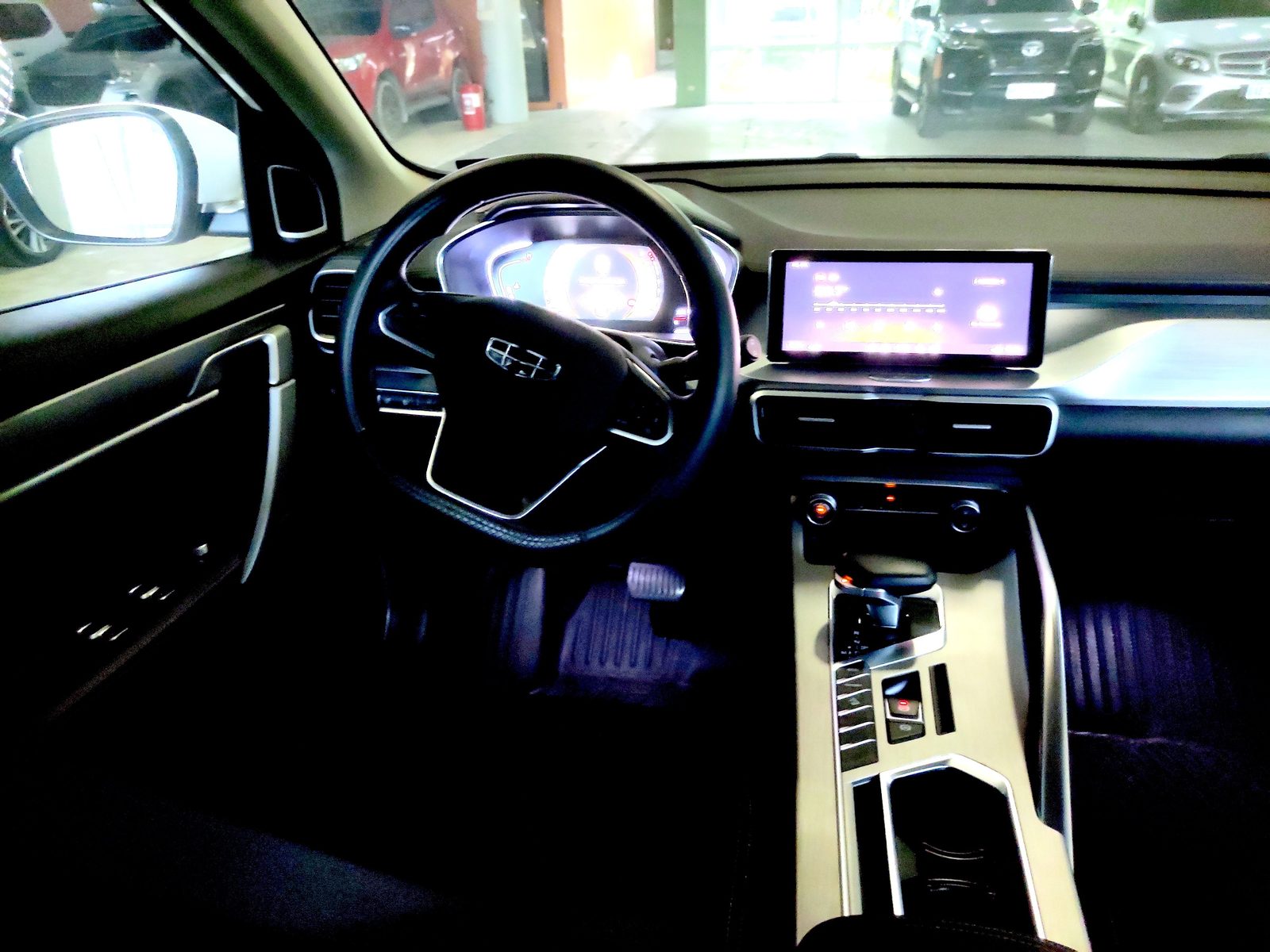 2022 Geely Coolray Comfort SE SX11 photo 9