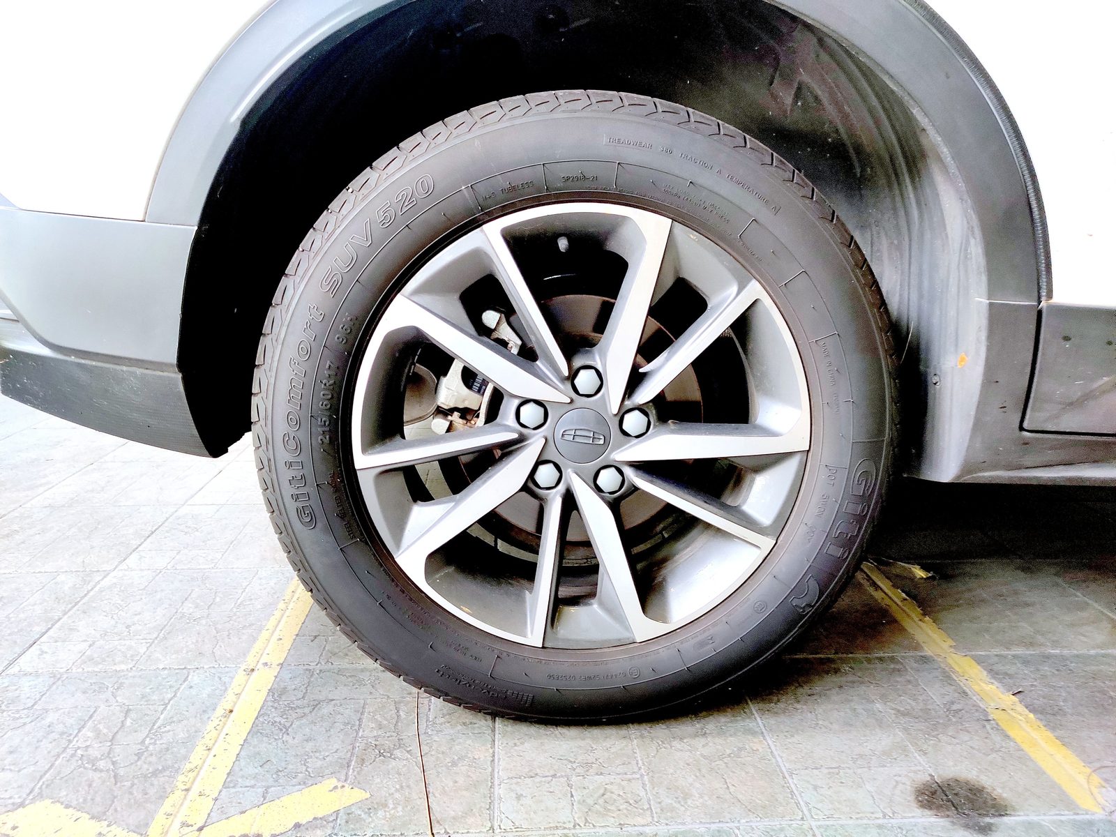 2022 Geely Coolray Comfort SE SX11 photo 11