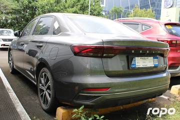 2022 Geely Emgrand Premium 1.5L, AT, Gas 18T photo 5