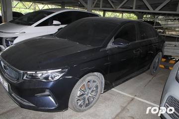 2022 Geely Emgrand Premium 1.5L, AT, Gas 41T photo 4