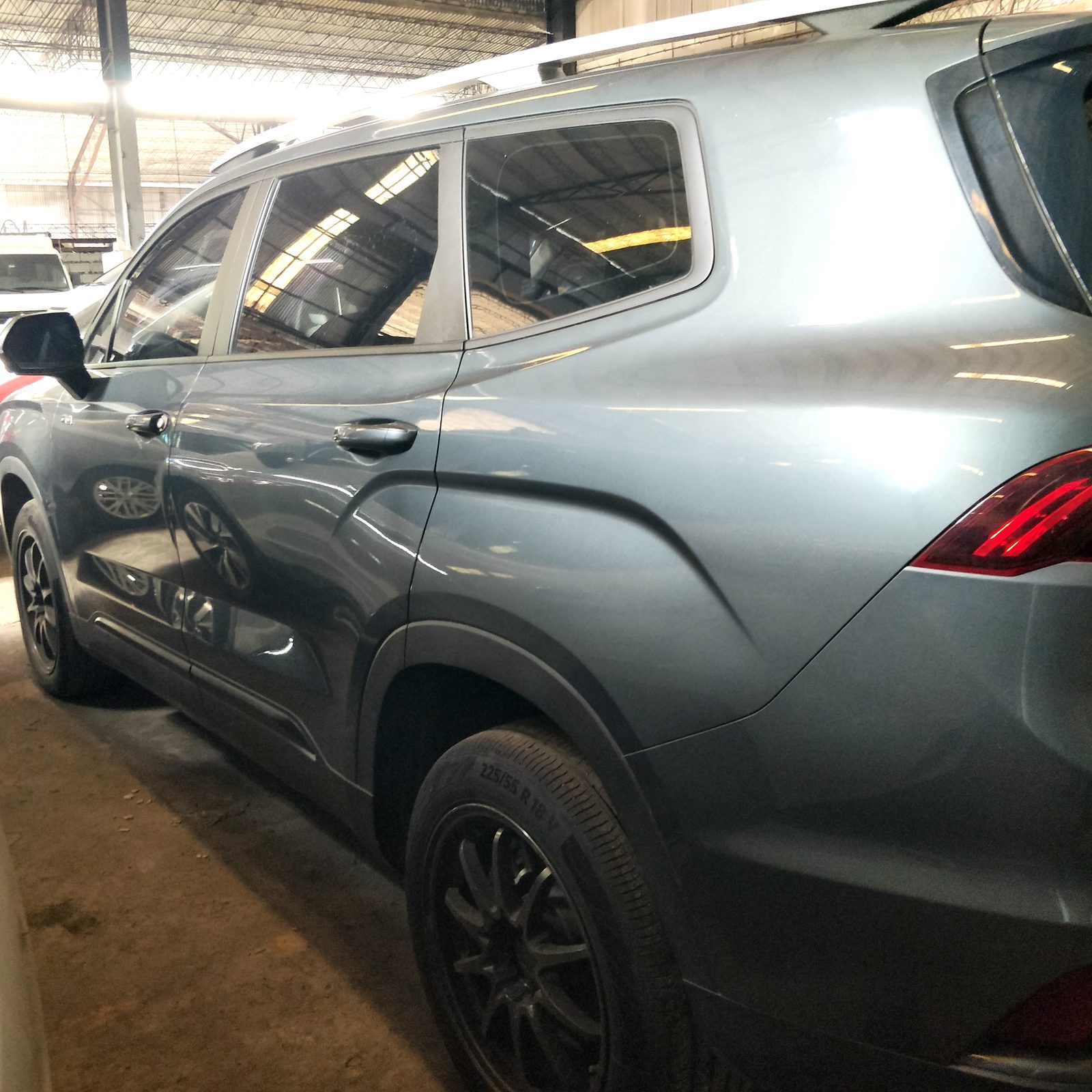 2022 Geely Okavango Urvan Plus 1.5L, AT, Gas 12T photo 3