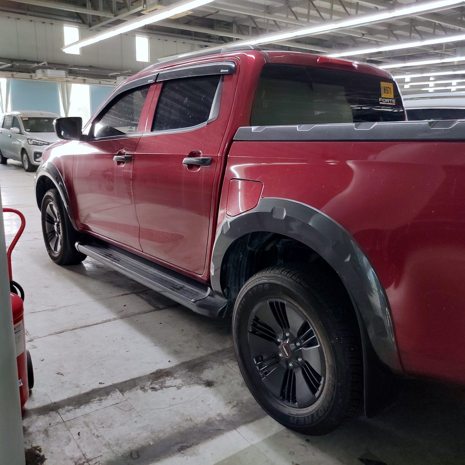 2023 Isuzu D-Max LS-A 4x2 3.0, A/T, DSL 31T photo 5